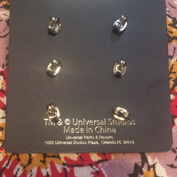 Betty Boop Earring Set 💋 - Picture 3 of 4